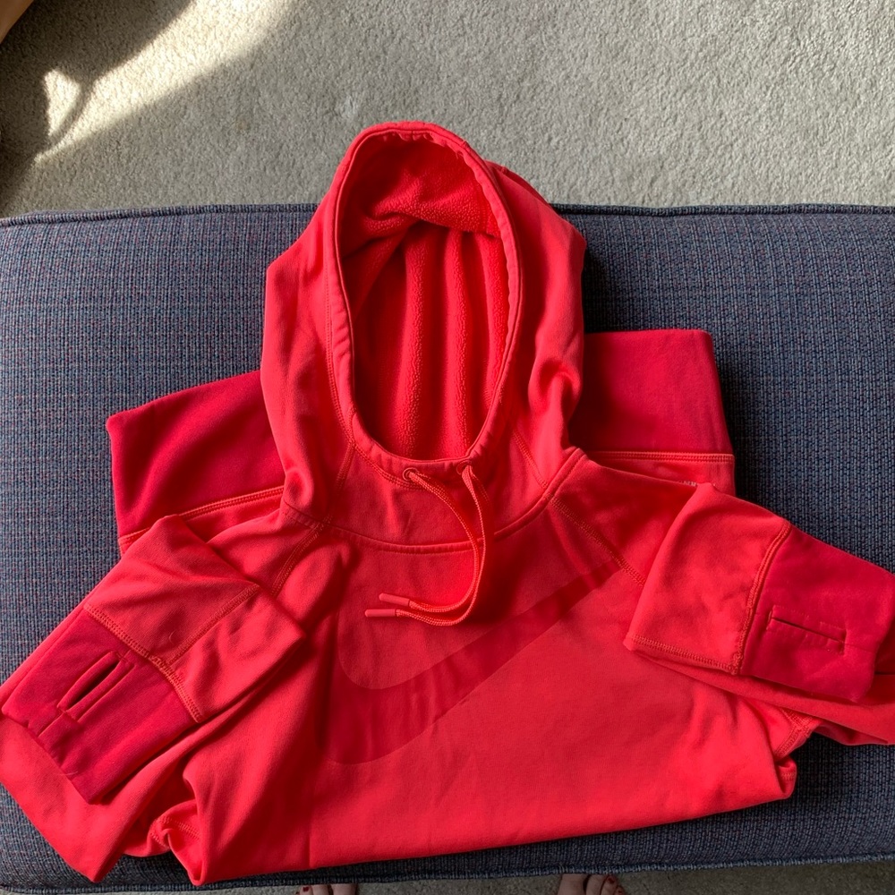 Nike Women’s Hooded Sweatshirt